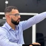 Vereador João do Espeto Solicita Melhorias em Pontos de Ônibus em Castilho