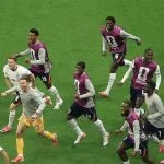 MEIA SOFRE LESÃO GRAVE EM COMEMORAÇÃO DA INGLATERRA NA COPA