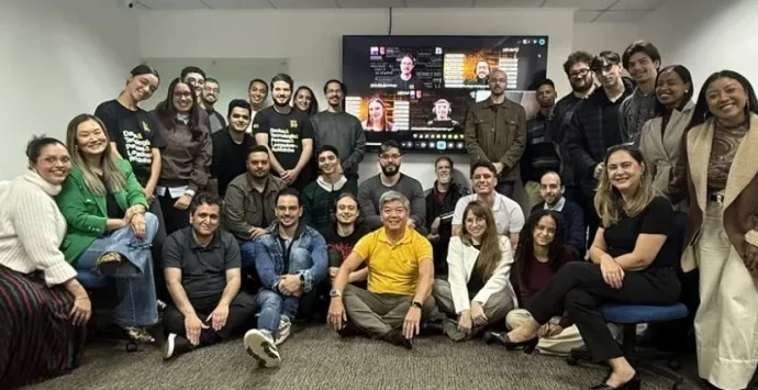 Leega Anuncia Contratação de 27 Trainees e Capacitação em Inteligência Artificial