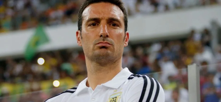 TÉCNICO DA ARGENTINA, SCALONI, ENFRENTA CRÍTICAS NA INGLATERRA TÉCNICO DA ARGENTINA, SCALONI, ENFRENTA CRÍTICAS NA INGLATERRA