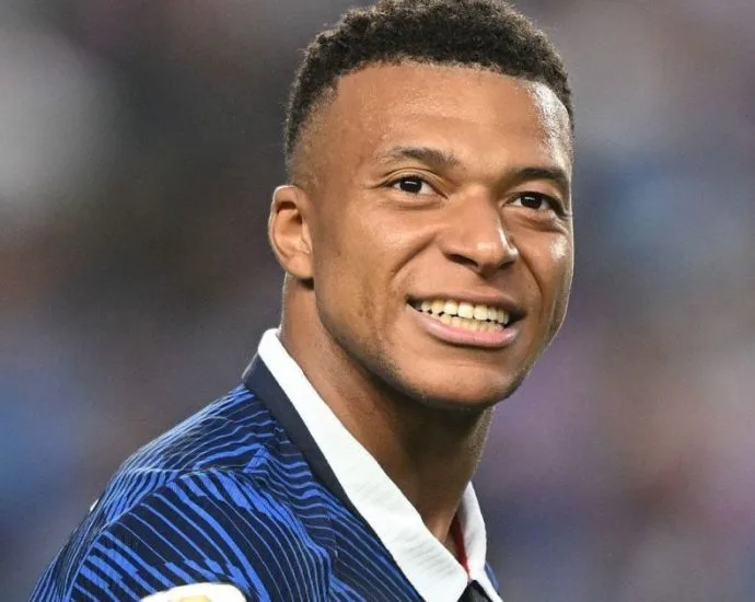 FRANÇA NA COPA: MBAPPÉ BUSCA REPETIR MARCA ARTILHEIRA CONTRA O PARAGUAI