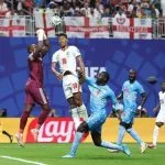 CONHEÇA LIONEL MPASI, GOLEIRO DO RD CONGO QUE PAROU INGLATERRA NO 1º TEMPO