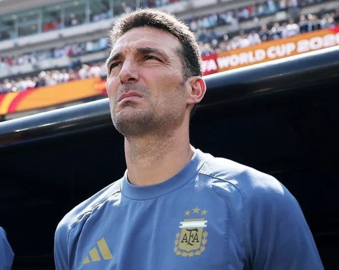 SCALONI REFLETE SOBRE DERROTA DA ARGENTINA NA FINAL CONTRA A ESPANHA