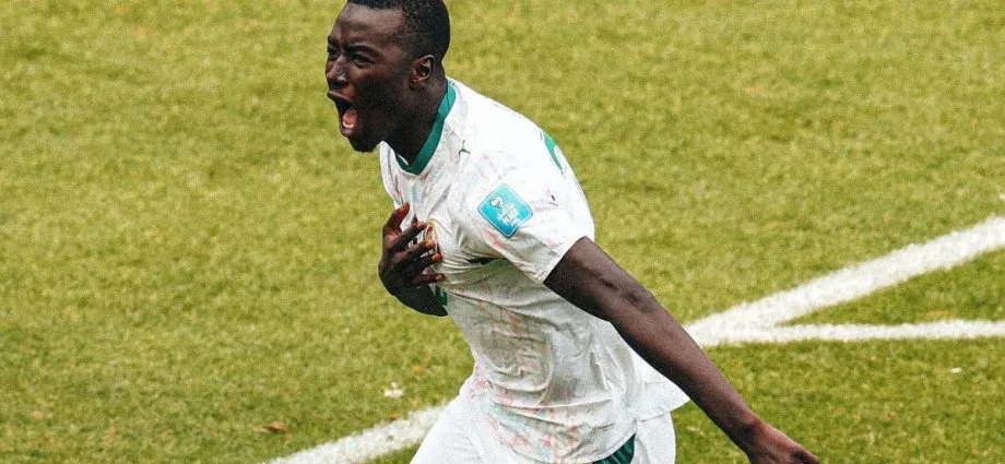 CRAQUE DE SENEGAL ANUNCIA DESISTÊNCIA DA SELEÇÃO COM COMISSÃO ATUAL CRAQUE DE SENEGAL ANUNCIA DESISTÊNCIA DA SELEÇÃO COM COMISSÃO ATUAL