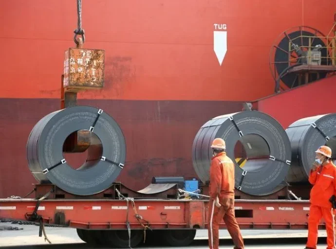 China reprova intervenção britânica na British Steel