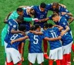FRANÇA SOFRE ELIMINAÇÃO NA COPA E JORNAIS DESCREVEM DESASTRE