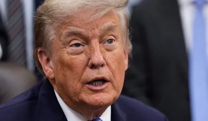 Trump afirma que montadoras europeias enfrentam desafios com carros chineses