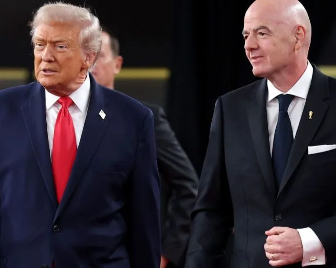 TRUMP ELOGIA FIFA E CHAMA REVIRAVOLTA SOBRE BALOGUN DE BRILHANTE
