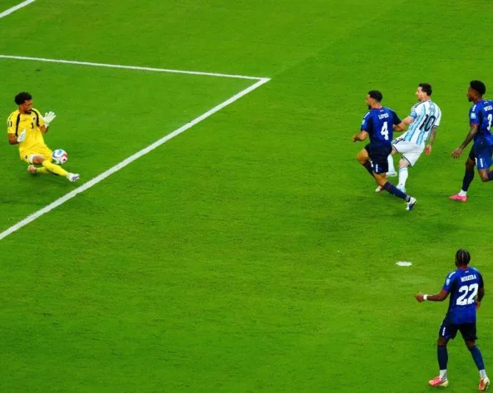 MÉXICO X CABO VERDE: MESSI É ELEITO MELHOR JOGADOR DA PARTIDA