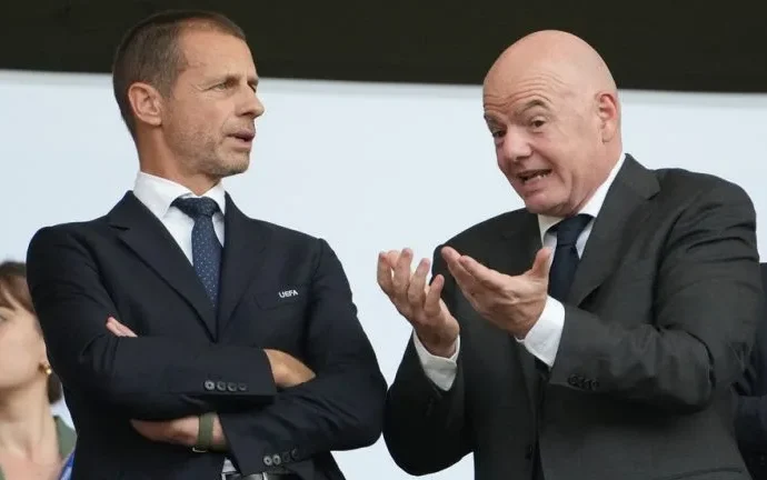 UEFA e a Concentração de Riqueza no Futebol Europeu