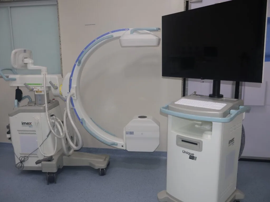 Hospital Auxiliadora recebe novo combo de equipamentos cirúrgicos por meio do Programa de Aceleração do Crescimento (PAC Saúde)