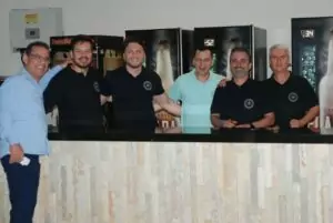Noite de samba e elegância em evento na Maçonaria João Pedro de Souza