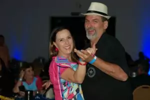 Noite de samba e elegância em evento na Maçonaria João Pedro de Souza