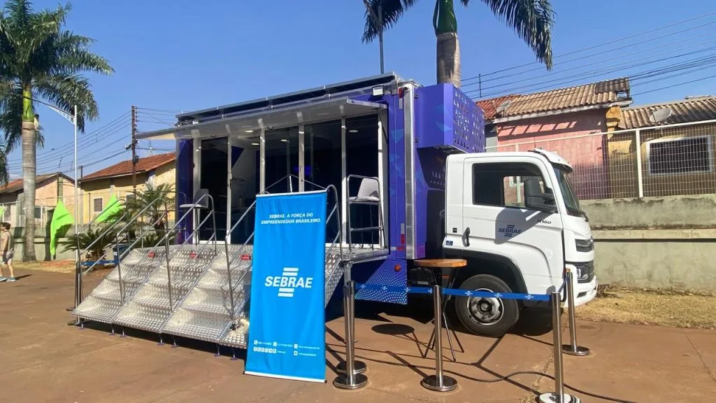 Sebrae Móvel oferece atendimento gratuito a empreendedores em Castilho