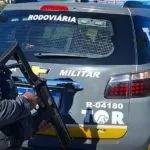 Mulher é detida com 2 kg de haxixe na SP-300