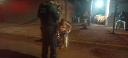 Idosa esfaqueia filho em Três Lagoas após ser agredida