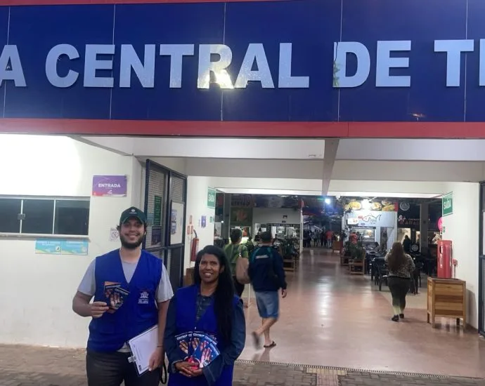 Ação da Assistência Social em Três Lagoas oferece suporte em noite fria e chuvosa