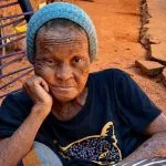 Castilho presta homenagem a dona Lourdes Fátima, mãe do Fi