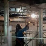 Desaceleração na Indústria da Construção e Emprego Resiliente