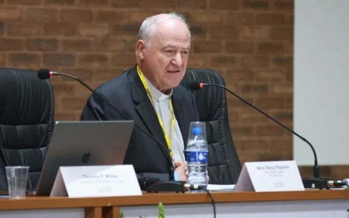 Dom Renzo Pegoraro destaca a humanização na saúde durante Congresso Mundial dos Médicos Católicos