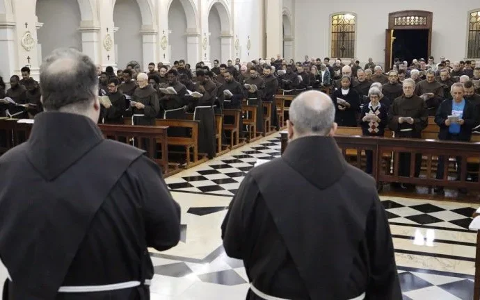 Capítulo das Esteiras 2026 reúne comunidade franciscana em Agudos (SP)