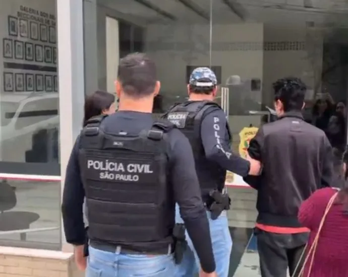 Professor preso por exploração sexual de adolescentes em Guarulhos, SP