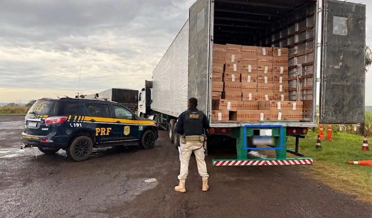 PRF apreende 539 mil maços de cigarro contrabandeado em Mato Grosso do Sul