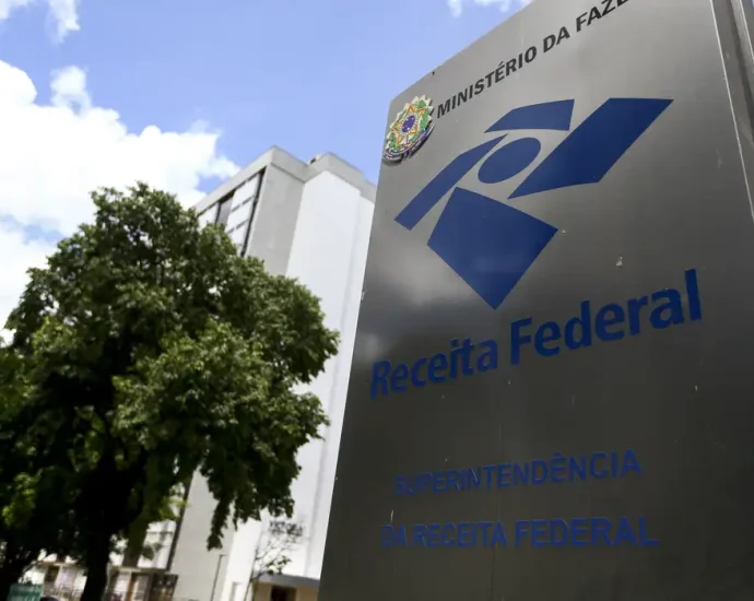 Arrecadação federal alcança R$ 289,3 bilhões em julho de 2026