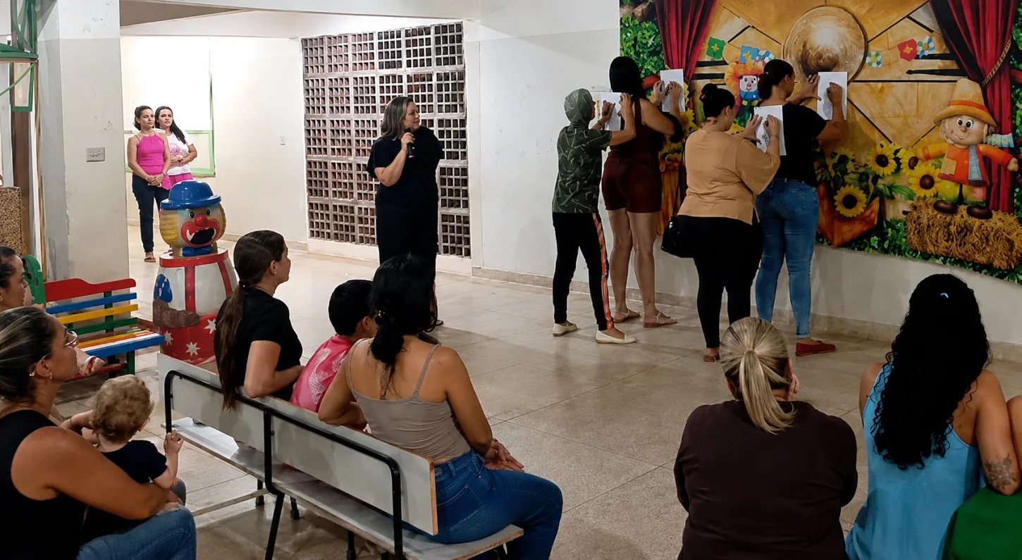 PSICÓLOGA ORIENTA PAIS SOBRE SINAIS DE VIOLÊNCIA E BULLYING