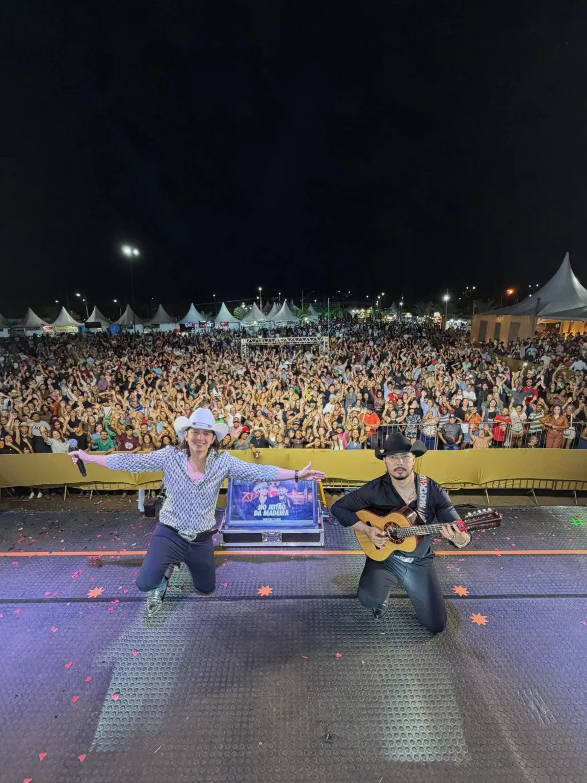 Mayck & Lyan celebram os 73 anos de Castilho em noite de