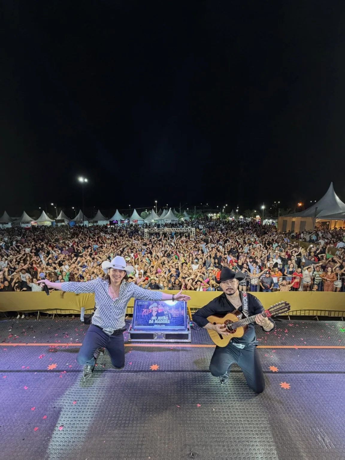 Mayck & Lyan celebram os 73 anos de Castilho em noite de