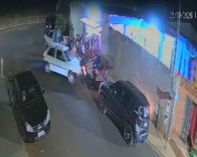 Motorista embriagado é preso após atropelar quatro pessoas em Poloni, SP