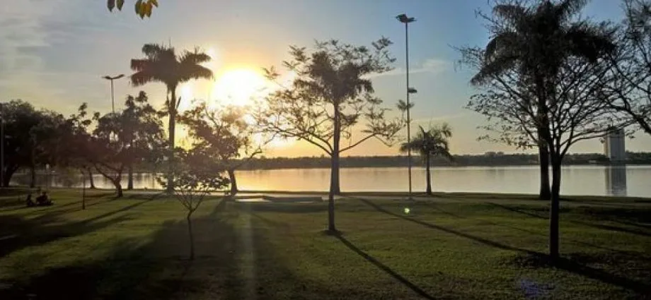 Previsão do Tempo: Céu Encoberto e Temperaturas em Três Lagoas