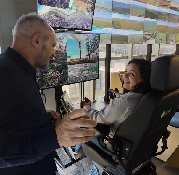 De ex-governador a representante de um dos setores que mais transformam MS, Paulo Hartung visita fábrica de celulose em Ribas