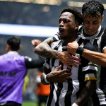 Atlético-MG vence Cruzeiro e avança à semifinal da Copa do Brasil