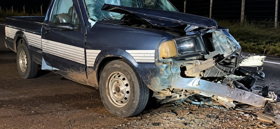 Acidente na BR-262 resulta em morte de motorista e feridos