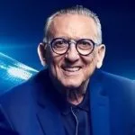 Galvão Bueno considera narrar Copa do Mundo de 2030