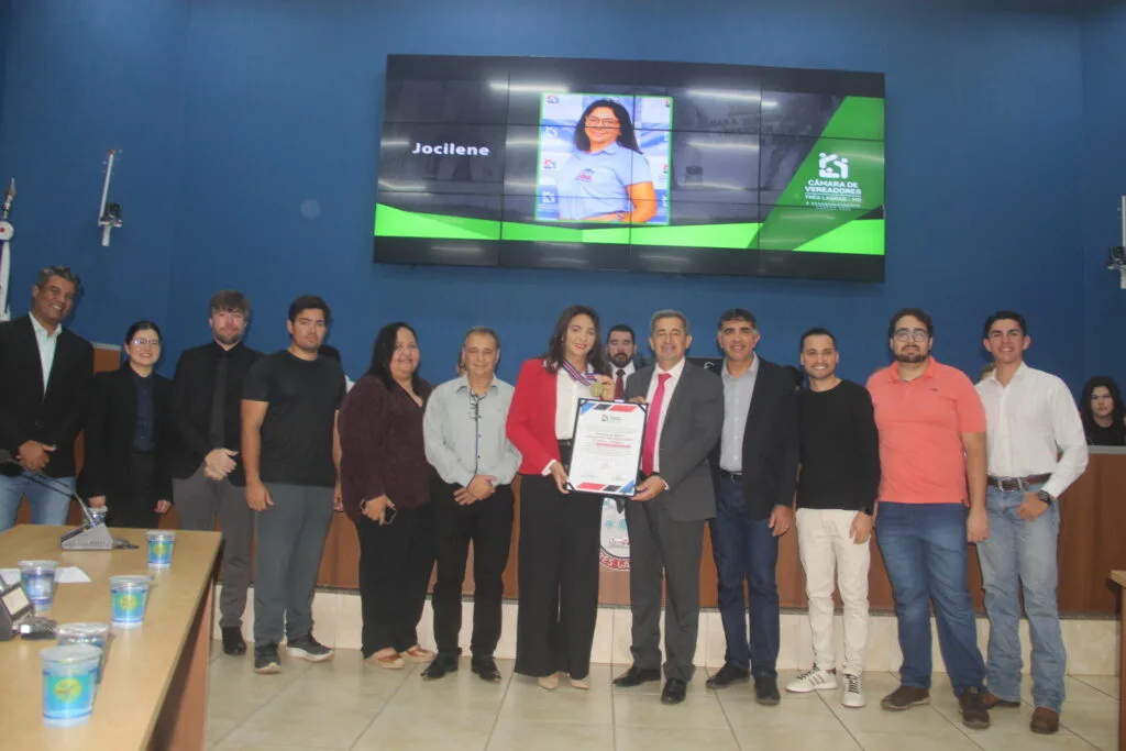 Câmara Municipal de Três Lagoas homenageia personalidades com Diploma de Mérito Legislativo Câmara Municipal celebra histórias e homenageia quem fez a diferença em Três Lagoas