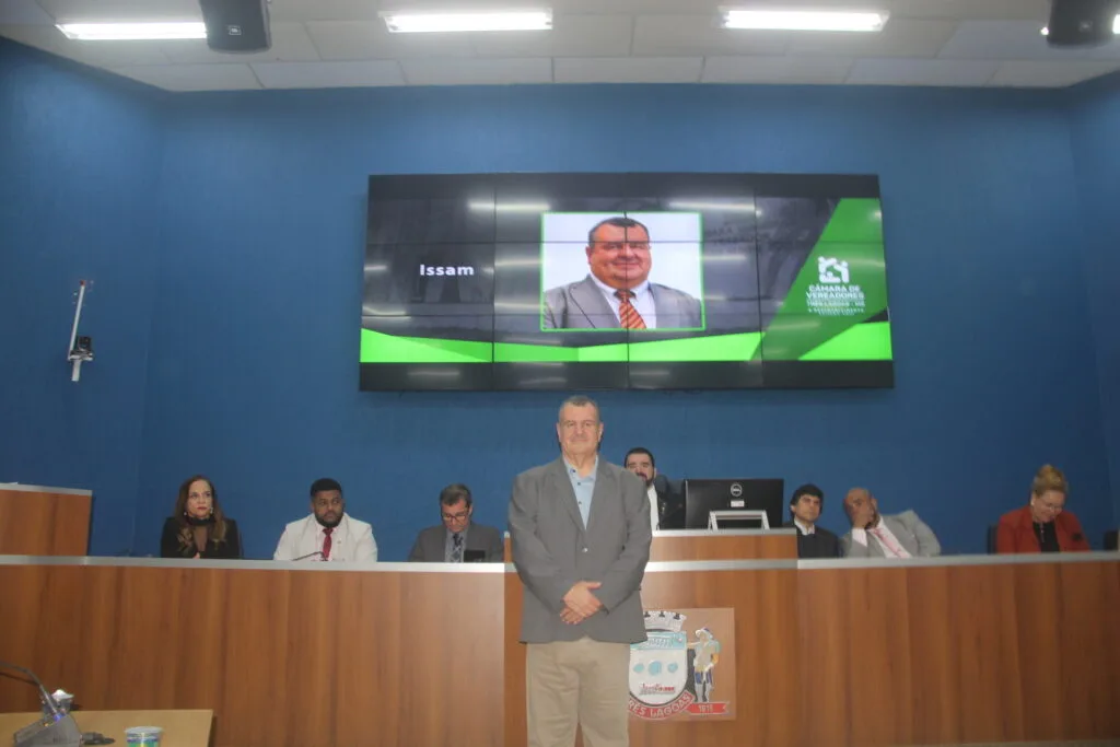 Câmara Municipal de Três Lagoas homenageia personalidades com Diploma de Mérito Legislativo Câmara Municipal celebra histórias e homenageia quem fez a diferença em Três Lagoas