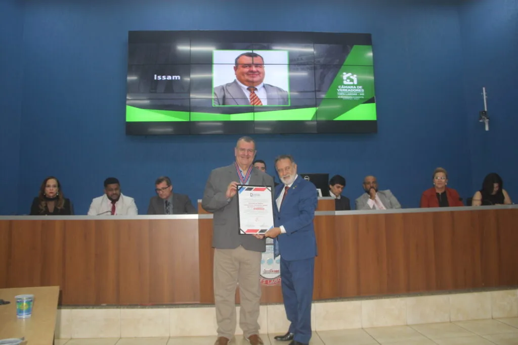 Câmara Municipal de Três Lagoas homenageia personalidades com Diploma de Mérito Legislativo Câmara Municipal celebra histórias e homenageia quem fez a diferença em Três Lagoas