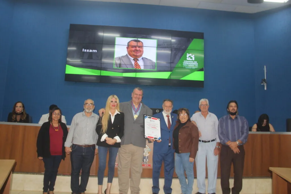 Câmara Municipal de Três Lagoas homenageia personalidades com Diploma de Mérito Legislativo Câmara Municipal celebra histórias e homenageia quem fez a diferença em Três Lagoas