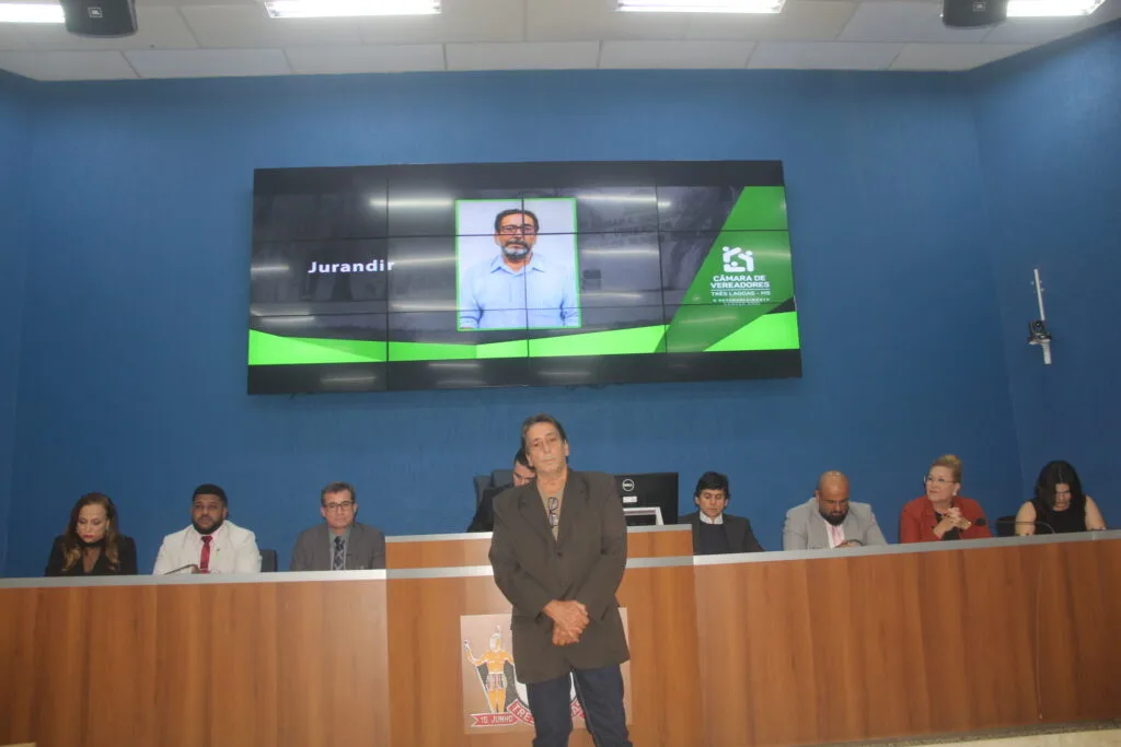 Câmara Municipal de Três Lagoas homenageia personalidades com Diploma de Mérito Legislativo Câmara Municipal celebra histórias e homenageia quem fez a diferença em Três Lagoas
