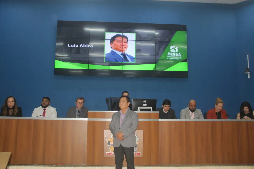 Câmara Municipal de Três Lagoas homenageia personalidades com Diploma de Mérito Legislativo Câmara Municipal celebra histórias e homenageia quem fez a diferença em Três Lagoas