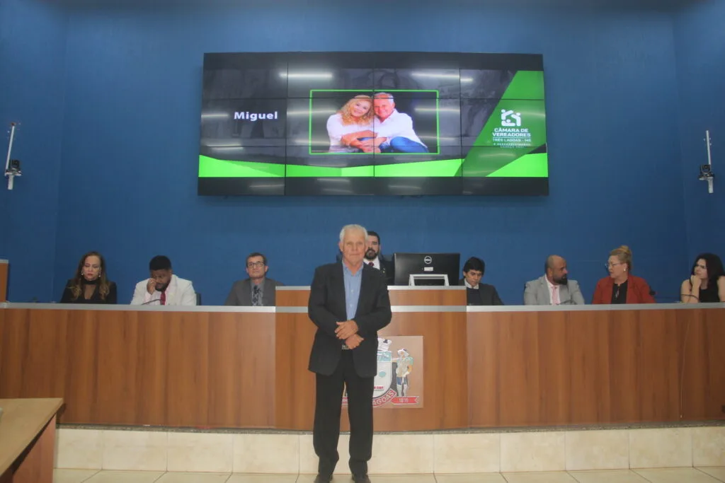 Câmara Municipal de Três Lagoas homenageia personalidades com Diploma de Mérito Legislativo Câmara Municipal celebra histórias e homenageia quem fez a diferença em Três Lagoas