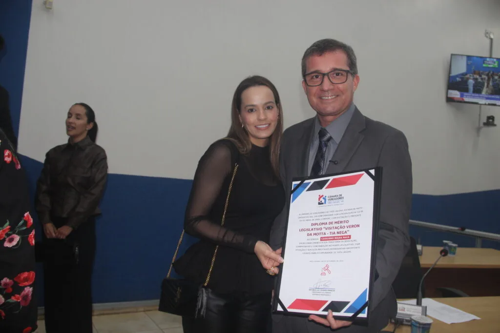 Câmara Municipal de Três Lagoas homenageia personalidades com Diploma de Mérito Legislativo Câmara Municipal celebra histórias e homenageia quem fez a diferença em Três Lagoas