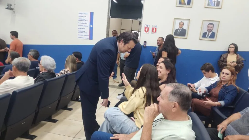 Câmara homenageia profissionais de Educação Física em noite de reconhecimento e emoção