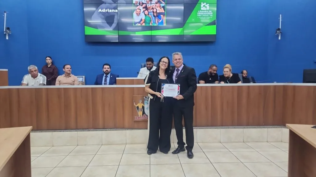 Câmara homenageia profissionais de Educação Física em noite de reconhecimento e emoção