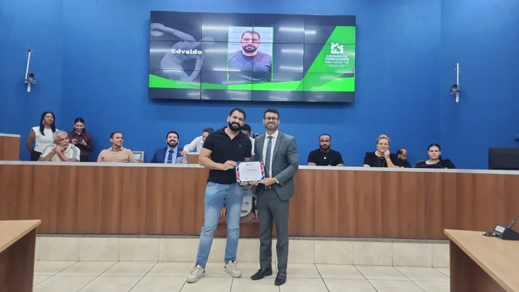 Câmara homenageia profissionais de Educação Física em noite de reconhecimento e emoção