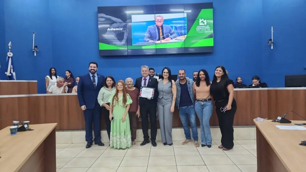 Câmara homenageia profissionais de Educação Física em noite de reconhecimento e emoção