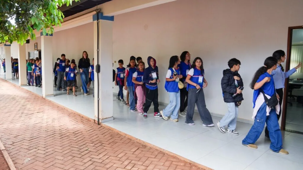 Alunos da Ramez Tebet participam de Visita Guiada